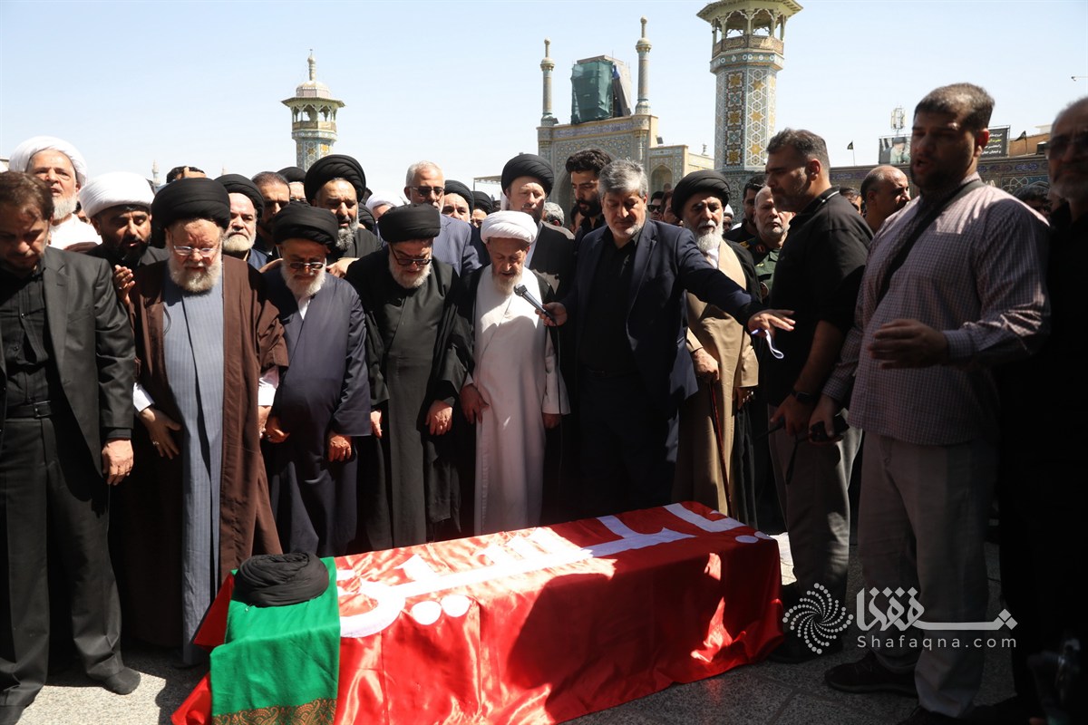 گزارش تصویری: تشییع و اقامه نماز بر پیکر حضرت آیت الله شبیری زنجانی /4/ | خبرگزاری بینالمللی شفقنا | خبرگزاری شیعیان، فتاوای آیتالله سیستانی و مرجعیت، آخرین اخبار ایران و جهان