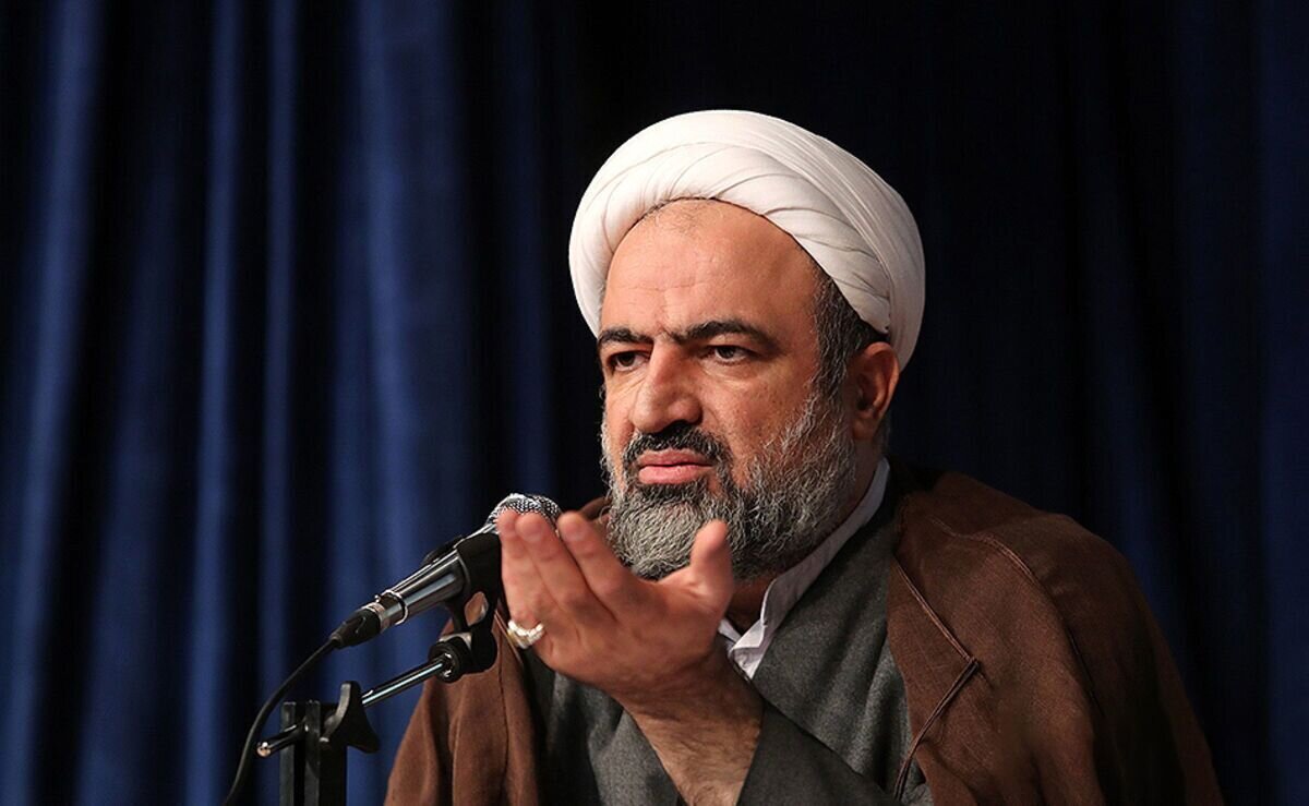 رسایی حکم ۱۰ ماه زندان گرفت؛ امروز خودم را معرفی میکنم | پزشکیان، قالیباف و روحانی از شاکیان هستند