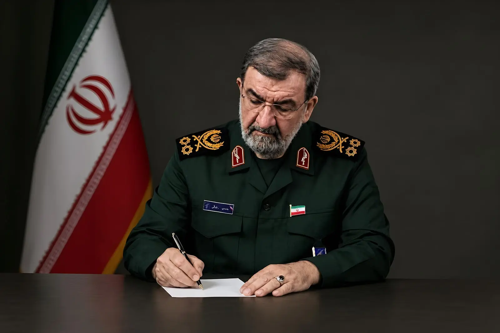 محسن رضایی: اگر جنگ شود، دیتاسنترها و مراکز هوش مصنوعی در تیررس ایران هستند – زومیت